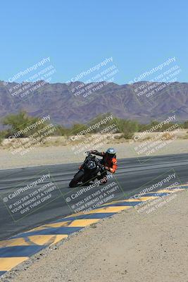 media/Mar-24-2025-Moto Forza (Mon) [[57ce5c5cff]]/1-Advanced Group/Session 3 (Turn 6 Inside)/